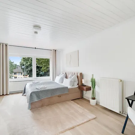 Design 100m2 - Traumlage Zwischen Cgn Und Dus - Bright Collection Leverkusen